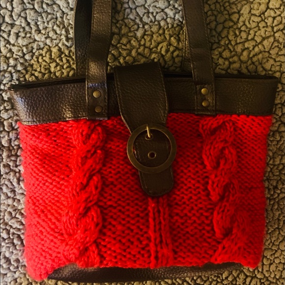 ULTA Cable Knit Tote Bag - Red - Picture 3 of 7